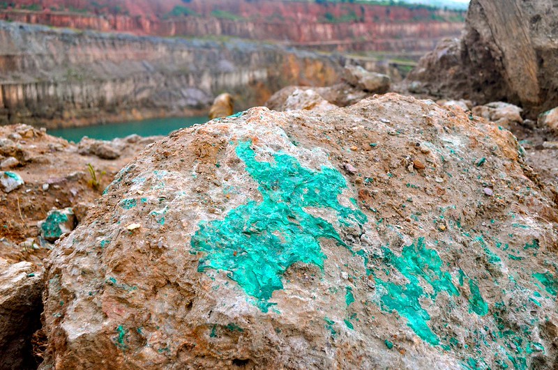 Green Extractivism in a Multipolar World: Africa and the Global Critical Minerals Race